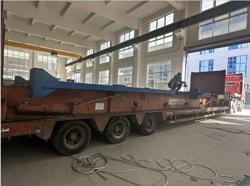 Latest company news about CNC Tandem Hydraulic Press Brake 2-WE67K-650/6000 akan dikirim ke Skipper ltd. India