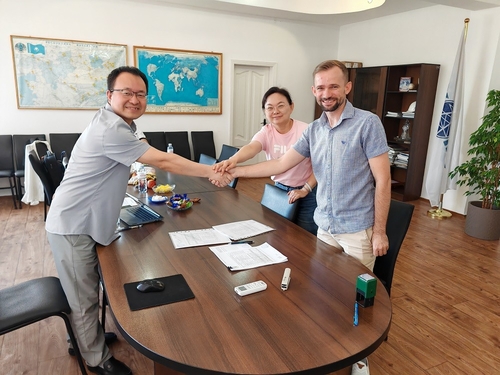 Latest company news about CMC Machinery memiliki kerjasama jangka panjang dan stabil dengan pelanggan di Kazakhstan