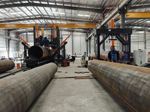 Blog perusahaan terbaru tentang CNC Hydraulic Shut-Welding Machine dan Straightening Machine Pengiriman & Komisioning untuk Klien Arab Saudi
