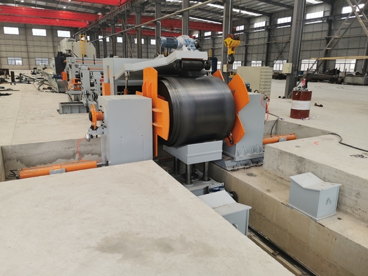 Tiang lampu 8m dipotong memanjang garis garis slitting lancip