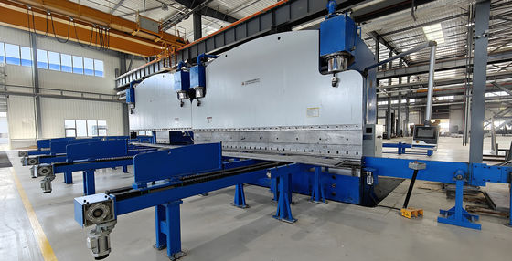 kualitas 650Ton tandem CNC Hydraulic Press Brake Machine untuk membuat tiang ringan dan tiang tinggi pabrik