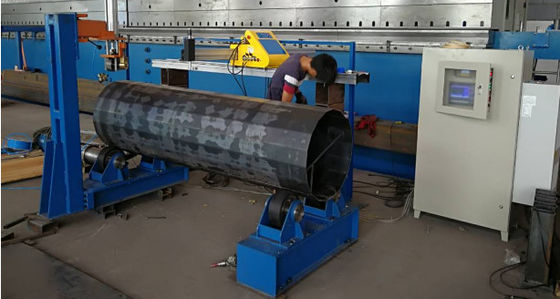 Good price Mesin pemotong pintu tiang ringan CNC 3 sumbu, Diameter 680mm, Stroke 2000mm on line
