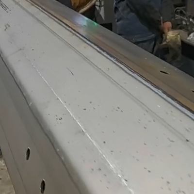 Mesin CNC Pole Shut-Welding dengan Submerged Arc Longitudinal Straight Seam Welding untuk 12000mm Ultra Long Light Pole dan 1 Orang Operasi sederhana