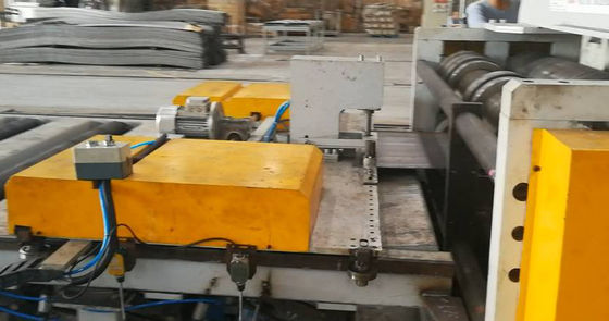 potong ke garis panjang untuk tiang lampu