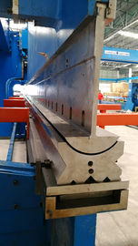 Double linkage CNC hidraulik lempeng mesin untuk garis produksi tiang cahaya