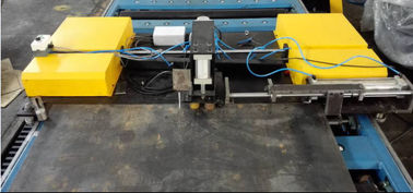 800 - 1600mm Q235A canai panas ringan Baja Coil Cut Untuk Panjang Mesin Baris