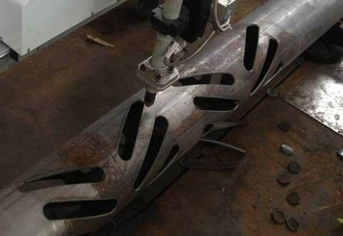 2500 mm Mesin Pole Cahaya, CNC Plasma Light Pole Pintu Mesin Pemotong