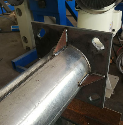 350mm 2000mm Mesin Las Robot Otomatis Untuk Tiang Lampu