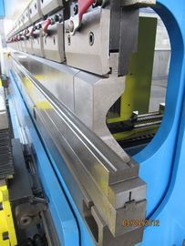 Leher angsa Press Brake pukulan dan mati alat / cetakan untuk mesin bender